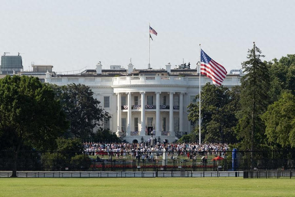 White House Dismisses Reported Gold Tariffs, Blames Official for 