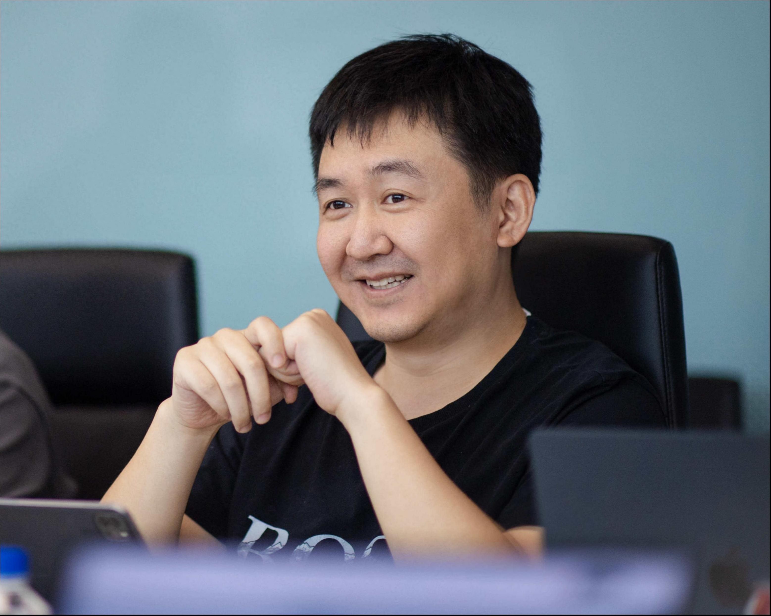 China's Baichuan Intelligence Launches Medical AI Model That Outperforms OpenAI in Key Benchmark