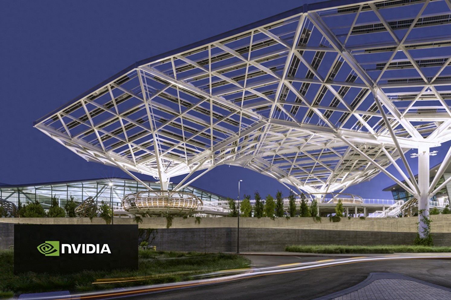 Jensen Huang Floats Potential Blackwell AI Chips Sold in China as Tepid Nvidia Q3 Guidance Excludes H20 Sales