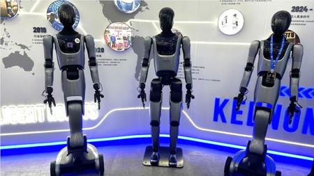 未来家庭的 “全职保姆”：擎朗智能发布服务机器人大模型